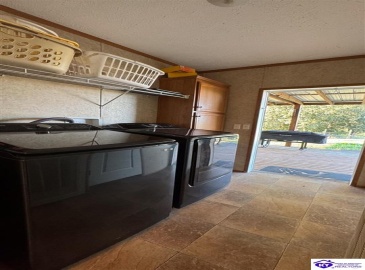 Joe Kerr Road, Campbellsville, Kentucky 42718, ,2 BathroomsBathrooms,For Sale,Joe Kerr Road,HK24003277 Joe Kerr Road, Campbellsville, Kentucky 42718, ,2 BathroomsBathrooms,For Sale,Joe Kerr Road,HK24003277