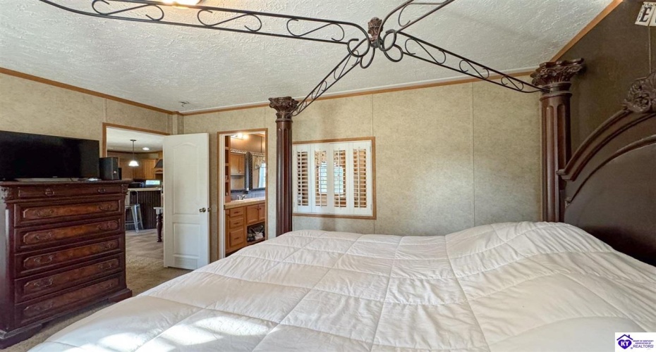 Joe Kerr Road, Campbellsville, Kentucky 42718, ,2 BathroomsBathrooms,For Sale,Joe Kerr Road,HK24003277 Joe Kerr Road, Campbellsville, Kentucky 42718, ,2 BathroomsBathrooms,For Sale,Joe Kerr Road,HK24003277