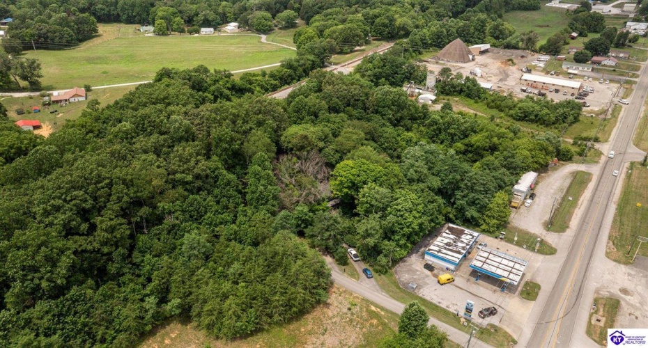 Harper Cemetery Road, Munfordville, Kentucky 42765, ,2 BathroomsBathrooms,For Sale,Harper Cemetery Road,HK24002095