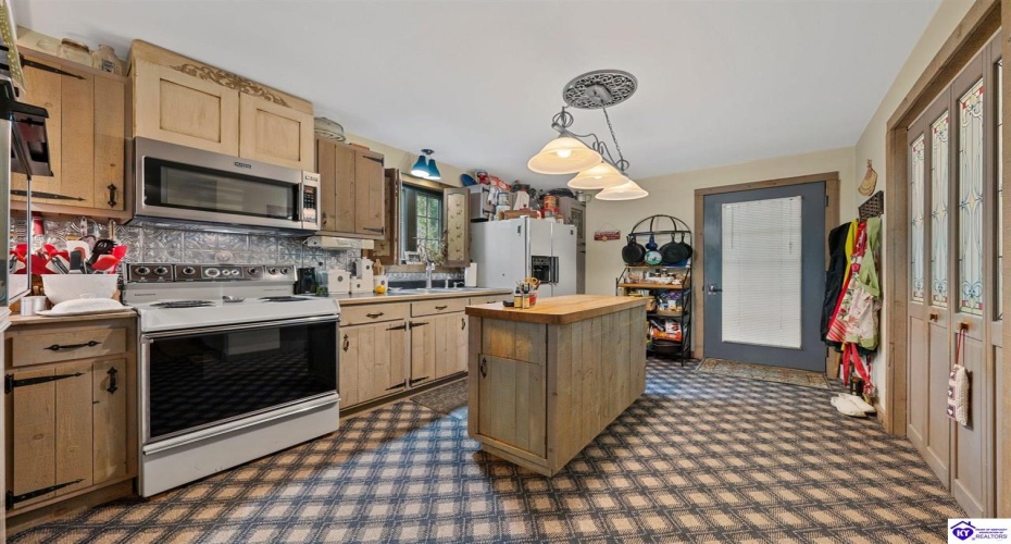 Harper Cemetery Road, Munfordville, Kentucky 42765, ,2 BathroomsBathrooms,For Sale,Harper Cemetery Road,HK24002095 Harper Cemetery Road, Munfordville, Kentucky 42765, ,2 BathroomsBathrooms,For Sale,Harper Cemetery Road,HK24002095