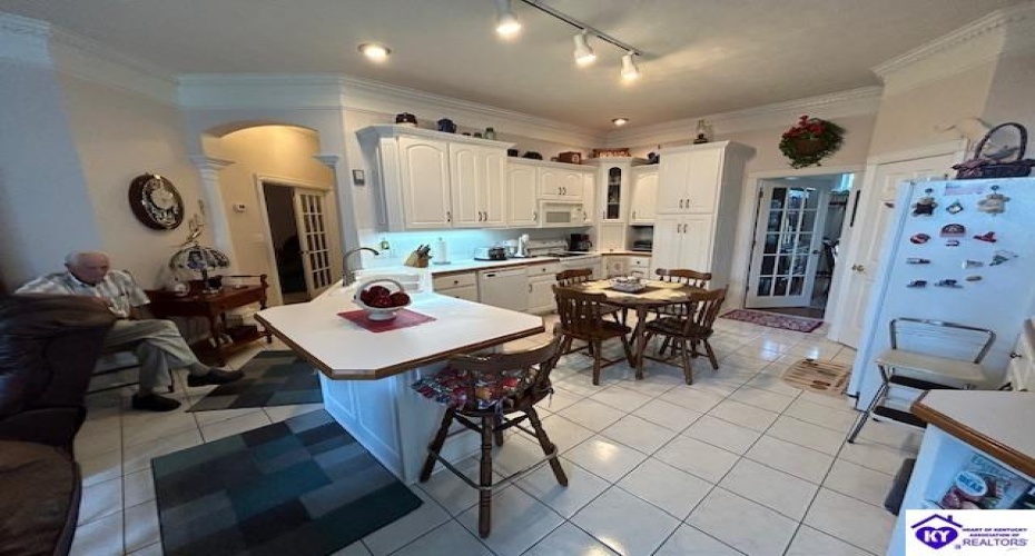 Wesley Drive, Campbellsville, Kentucky 42718, ,4 BathroomsBathrooms,For Sale,Wesley Drive,HK24003287 Wesley Drive, Campbellsville, Kentucky 42718, ,4 BathroomsBathrooms,For Sale,Wesley Drive,HK24003287