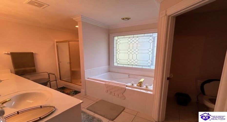 Wesley Drive, Campbellsville, Kentucky 42718, ,4 BathroomsBathrooms,For Sale,Wesley Drive,HK24003287 Wesley Drive, Campbellsville, Kentucky 42718, ,4 BathroomsBathrooms,For Sale,Wesley Drive,HK24003287