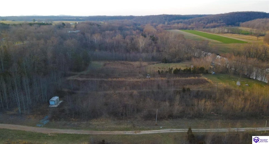 Caven Bend Road, Greensburg, Kentucky 42743, ,For Sale,Caven Bend Road,HK24000681