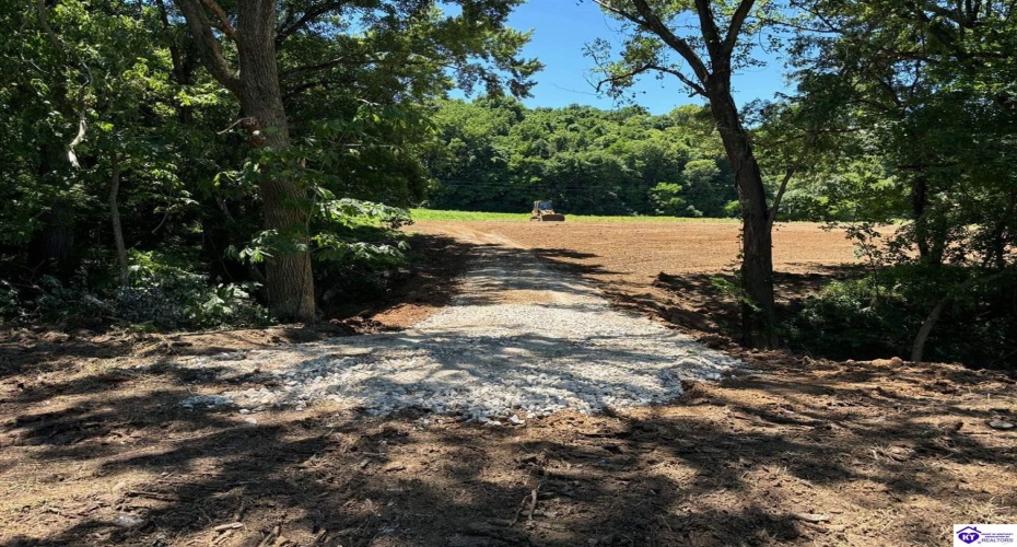 Russell Landing Road, Brandenburg, Kentucky 40108, ,For Sale,Russell Landing Road,HK24002953