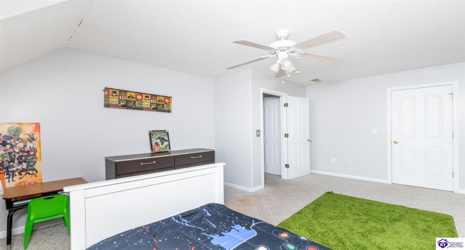 Emmaus Circle, Elizabethtown, Kentucky 42701, ,4 BathroomsBathrooms,For Sale,Emmaus Circle,HK24003301