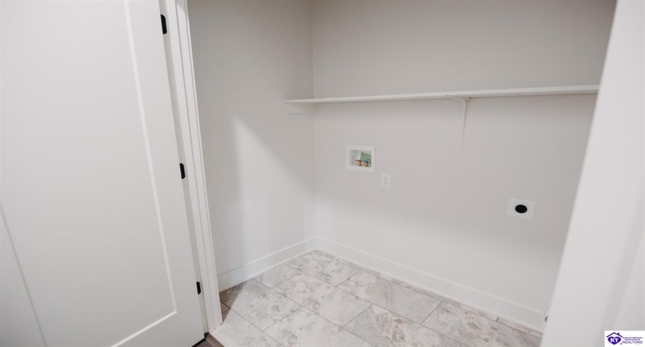 Henry Street, Elizabethtown, Kentucky 42701, ,3 BathroomsBathrooms,For Sale,Henry Street,HK24003303 Henry Street, Elizabethtown, Kentucky 42701, ,3 BathroomsBathrooms,For Sale,Henry Street,HK24003303