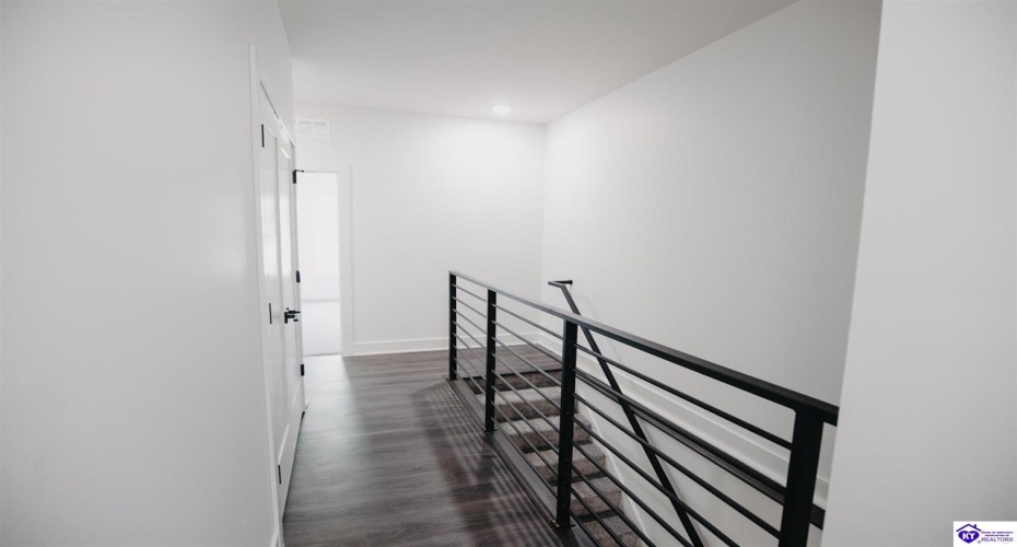 Henry Street, Elizabethtown, Kentucky 42701, ,3 BathroomsBathrooms,For Sale,Henry Street,HK24003303 Henry Street, Elizabethtown, Kentucky 42701, ,3 BathroomsBathrooms,For Sale,Henry Street,HK24003303