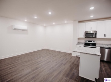 Henry Street, Elizabethtown, Kentucky 42701, ,3 BathroomsBathrooms,For Sale,Henry Street,HK24003303 Henry Street, Elizabethtown, Kentucky 42701, ,3 BathroomsBathrooms,For Sale,Henry Street,HK24003303