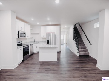 Henry Street, Elizabethtown, Kentucky 42701, ,3 BathroomsBathrooms,For Sale,Henry Street,HK24003303 Henry Street, Elizabethtown, Kentucky 42701, ,3 BathroomsBathrooms,For Sale,Henry Street,HK24003303