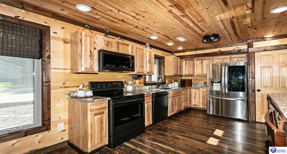 Partridge Way, Elizabethtown, Kentucky 42701, ,2 BathroomsBathrooms,For Sale,Partridge Way,HK24003304