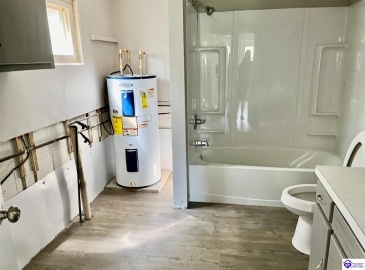 Wright Lane, Bonnieville, Kentucky 42748, ,1 BathroomBathrooms,For Sale,Wright Lane,HK24003310 Wright Lane, Bonnieville, Kentucky 42748, ,1 BathroomBathrooms,For Sale,Wright Lane,HK24003310