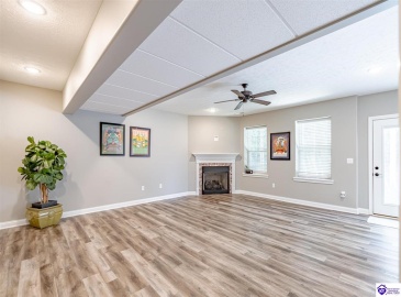 Beasley Boulevard, Elizabethtown, Kentucky 42701, ,4 BathroomsBathrooms,For Sale,Beasley Boulevard,HK24003316 Beasley Boulevard, Elizabethtown, Kentucky 42701, ,4 BathroomsBathrooms,For Sale,Beasley Boulevard,HK24003316