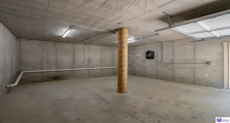 Beasley Boulevard, Elizabethtown, Kentucky 42701, ,4 BathroomsBathrooms,For Sale,Beasley Boulevard,HK24003316 Beasley Boulevard, Elizabethtown, Kentucky 42701, ,4 BathroomsBathrooms,For Sale,Beasley Boulevard,HK24003316