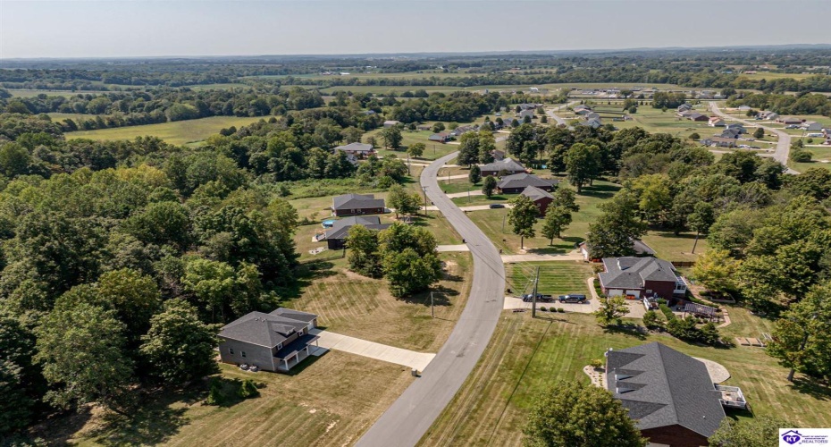 Beasley Boulevard, Elizabethtown, Kentucky 42701, ,4 BathroomsBathrooms,For Sale,Beasley Boulevard,HK24003316 Beasley Boulevard, Elizabethtown, Kentucky 42701, ,4 BathroomsBathrooms,For Sale,Beasley Boulevard,HK24003316