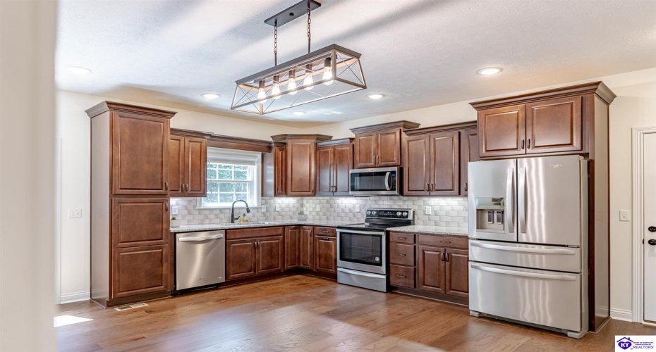 Beasley Boulevard, Elizabethtown, Kentucky 42701, ,4 BathroomsBathrooms,For Sale,Beasley Boulevard,HK24003316 Beasley Boulevard, Elizabethtown, Kentucky 42701, ,4 BathroomsBathrooms,For Sale,Beasley Boulevard,HK24003316