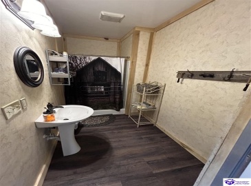 William Taul Lane, Hardinsburg, Kentucky 40143, ,For Sale,William Taul Lane,HK24003321 William Taul Lane, Hardinsburg, Kentucky 40143, ,For Sale,William Taul Lane,HK24003321