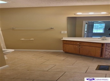 Haley Avenue, Shepherdsville, Kentucky 40165, ,2 BathroomsBathrooms,For Sale,Haley Avenue,HK24003163 Haley Avenue, Shepherdsville, Kentucky 40165, ,2 BathroomsBathrooms,For Sale,Haley Avenue,HK24003163