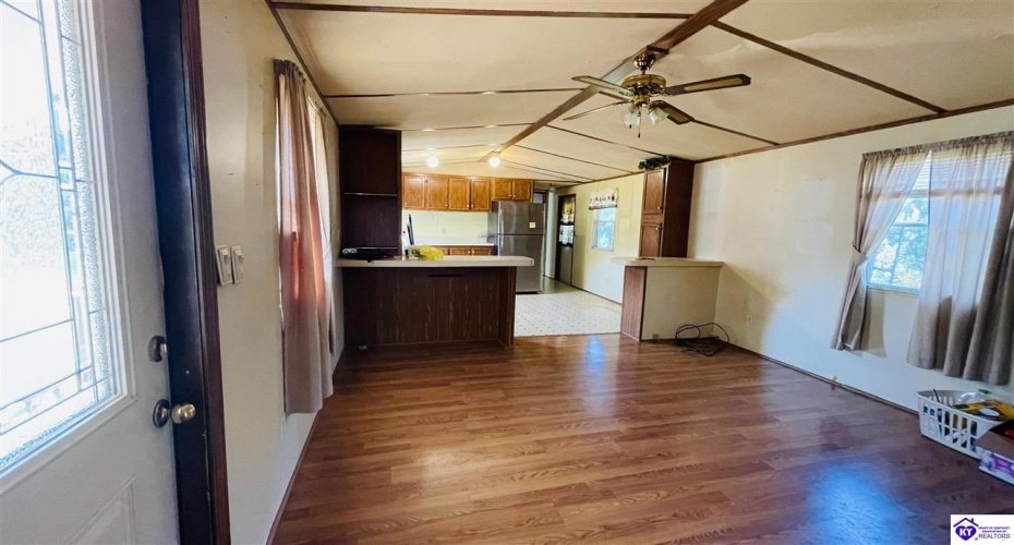 Blowing Springs Road, Greensburg, Kentucky 42743, ,2 BathroomsBathrooms,For Sale,Blowing Springs Road,HK24003324 Blowing Springs Road, Greensburg, Kentucky 42743, ,2 BathroomsBathrooms,For Sale,Blowing Springs Road,HK24003324