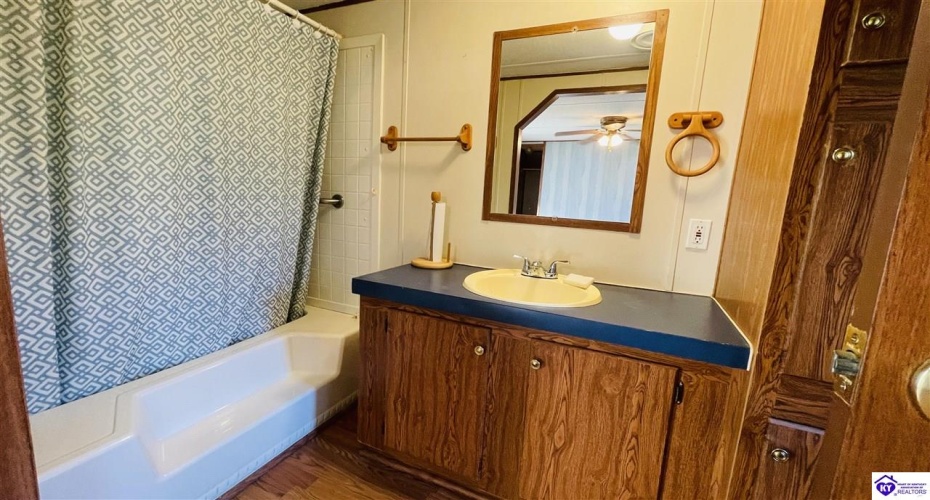 Blowing Springs Road, Greensburg, Kentucky 42743, ,2 BathroomsBathrooms,For Sale,Blowing Springs Road,HK24003324 Blowing Springs Road, Greensburg, Kentucky 42743, ,2 BathroomsBathrooms,For Sale,Blowing Springs Road,HK24003324