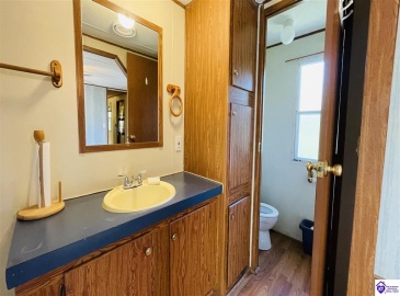 Blowing Springs Road, Greensburg, Kentucky 42743, ,2 BathroomsBathrooms,For Sale,Blowing Springs Road,HK24003324 Blowing Springs Road, Greensburg, Kentucky 42743, ,2 BathroomsBathrooms,For Sale,Blowing Springs Road,HK24003324