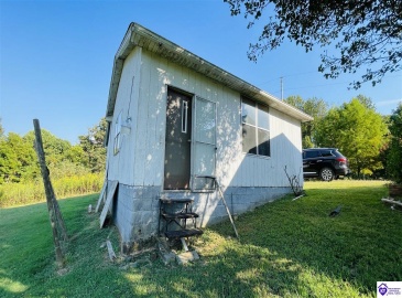 Blowing Springs Road, Greensburg, Kentucky 42743, ,2 BathroomsBathrooms,For Sale,Blowing Springs Road,HK24003324 Blowing Springs Road, Greensburg, Kentucky 42743, ,2 BathroomsBathrooms,For Sale,Blowing Springs Road,HK24003324