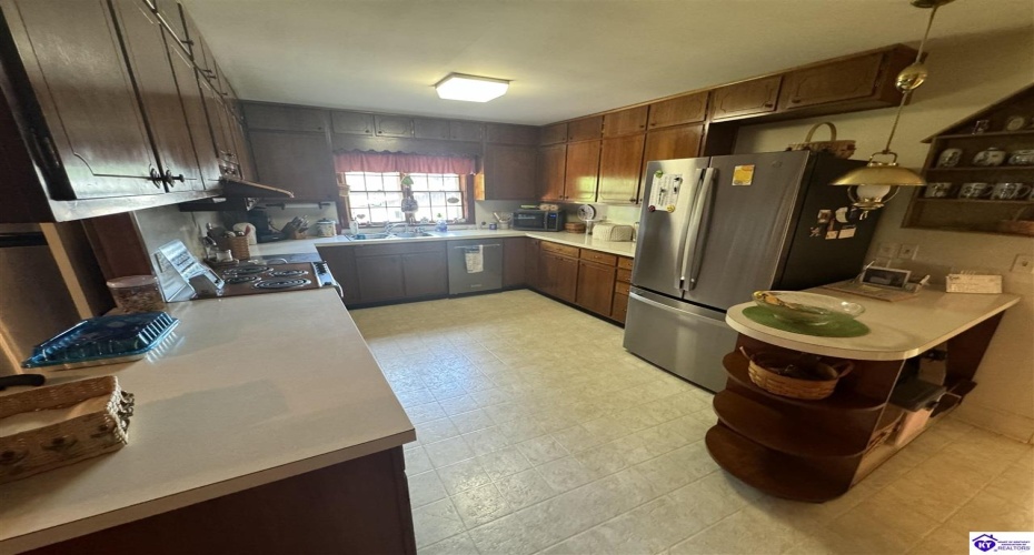 Oak Drive, Elizabethtown, Kentucky 42701, ,6 BathroomsBathrooms,For Sale,Oak Drive,HK24003329 Oak Drive, Elizabethtown, Kentucky 42701, ,6 BathroomsBathrooms,For Sale,Oak Drive,HK24003329