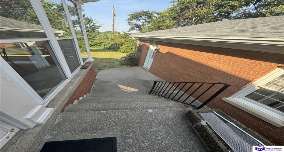 Oak Drive, Elizabethtown, Kentucky 42701, ,6 BathroomsBathrooms,For Sale,Oak Drive,HK24003329 Oak Drive, Elizabethtown, Kentucky 42701, ,6 BathroomsBathrooms,For Sale,Oak Drive,HK24003329