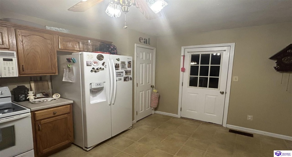 Damascus Way, Munfordville, Kentucky 42765, ,2 BathroomsBathrooms,For Sale,Damascus Way,HK24003339 Damascus Way, Munfordville, Kentucky 42765, ,2 BathroomsBathrooms,For Sale,Damascus Way,HK24003339