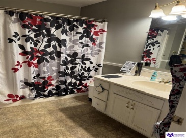 Damascus Way, Munfordville, Kentucky 42765, ,2 BathroomsBathrooms,For Sale,Damascus Way,HK24003339 Damascus Way, Munfordville, Kentucky 42765, ,2 BathroomsBathrooms,For Sale,Damascus Way,HK24003339