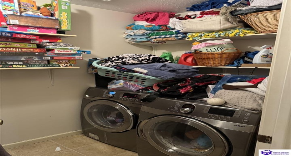 Damascus Way, Munfordville, Kentucky 42765, ,2 BathroomsBathrooms,For Sale,Damascus Way,HK24003339 Damascus Way, Munfordville, Kentucky 42765, ,2 BathroomsBathrooms,For Sale,Damascus Way,HK24003339