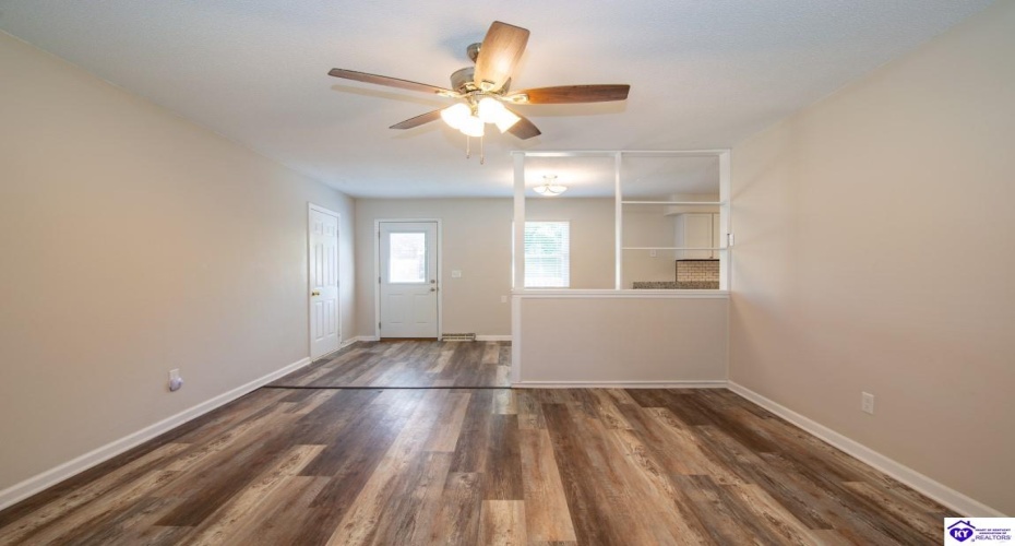 Oak Hill Drive, Elizabethtown, Kentucky 42701, ,2 BathroomsBathrooms,For Sale,Oak Hill Drive,HK24003346 Oak Hill Drive, Elizabethtown, Kentucky 42701, ,2 BathroomsBathrooms,For Sale,Oak Hill Drive,HK24003346