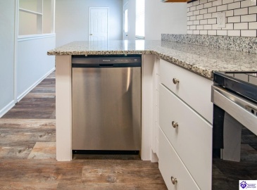 Oak Hill Drive, Elizabethtown, Kentucky 42701, ,2 BathroomsBathrooms,For Sale,Oak Hill Drive,HK24003346 Oak Hill Drive, Elizabethtown, Kentucky 42701, ,2 BathroomsBathrooms,For Sale,Oak Hill Drive,HK24003346