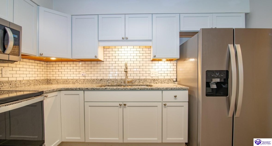 Oak Hill Drive, Elizabethtown, Kentucky 42701, ,2 BathroomsBathrooms,For Sale,Oak Hill Drive,HK24003346 Oak Hill Drive, Elizabethtown, Kentucky 42701, ,2 BathroomsBathrooms,For Sale,Oak Hill Drive,HK24003346