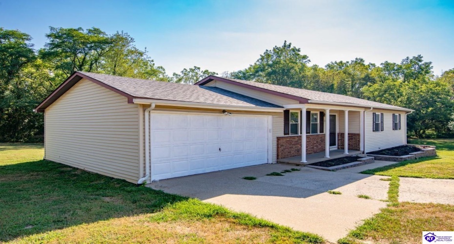 Oak Hill Drive, Elizabethtown, Kentucky 42701, ,2 BathroomsBathrooms,For Sale,Oak Hill Drive,HK24003346 Oak Hill Drive, Elizabethtown, Kentucky 42701, ,2 BathroomsBathrooms,For Sale,Oak Hill Drive,HK24003346