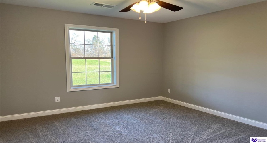 Hidden Valley Drive, Bardstown, Kentucky 40004, ,2 BathroomsBathrooms,For Sale,Hidden Valley Drive,HK23003076