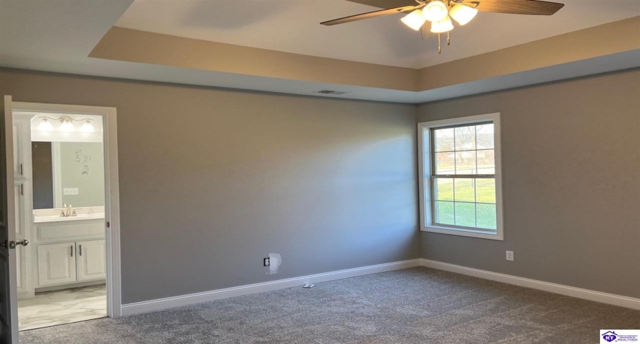 Hidden Valley Drive, Bardstown, Kentucky 40004, ,2 BathroomsBathrooms,For Sale,Hidden Valley Drive,HK23003076