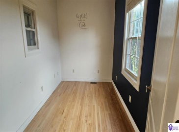 Summersville Road, Greensburg, Kentucky 42743, ,3 BathroomsBathrooms,For Sale,Summersville Road,HK24003356 Summersville Road, Greensburg, Kentucky 42743, ,3 BathroomsBathrooms,For Sale,Summersville Road,HK24003356