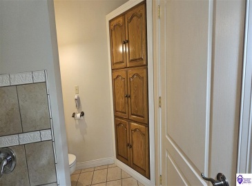Summersville Road, Greensburg, Kentucky 42743, ,3 BathroomsBathrooms,For Sale,Summersville Road,HK24003356 Summersville Road, Greensburg, Kentucky 42743, ,3 BathroomsBathrooms,For Sale,Summersville Road,HK24003356