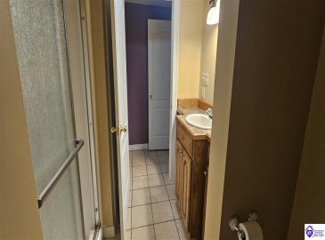 Summersville Road, Greensburg, Kentucky 42743, ,3 BathroomsBathrooms,For Sale,Summersville Road,HK24003356 Summersville Road, Greensburg, Kentucky 42743, ,3 BathroomsBathrooms,For Sale,Summersville Road,HK24003356