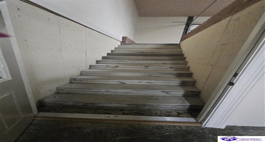 Summersville Road, Greensburg, Kentucky 42743, ,3 BathroomsBathrooms,For Sale,Summersville Road,HK24003356