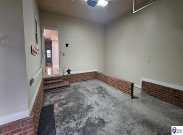 Summersville Road, Greensburg, Kentucky 42743, ,3 BathroomsBathrooms,For Sale,Summersville Road,HK24003356 Summersville Road, Greensburg, Kentucky 42743, ,3 BathroomsBathrooms,For Sale,Summersville Road,HK24003356