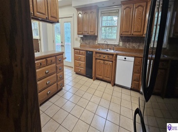 Summersville Road, Greensburg, Kentucky 42743, ,3 BathroomsBathrooms,For Sale,Summersville Road,HK24003356 Summersville Road, Greensburg, Kentucky 42743, ,3 BathroomsBathrooms,For Sale,Summersville Road,HK24003356