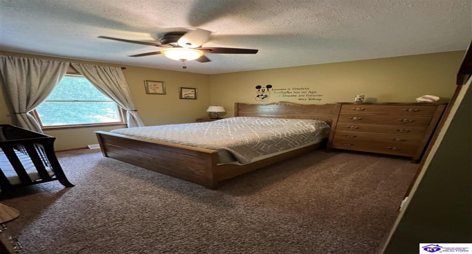 Spring Meadow Drive, Radcliff, Kentucky 40160, ,3 BathroomsBathrooms,For Sale,Spring Meadow Drive,HK24003357 Spring Meadow Drive, Radcliff, Kentucky 40160, ,3 BathroomsBathrooms,For Sale,Spring Meadow Drive,HK24003357