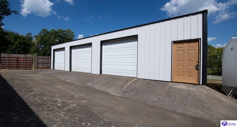 Circle K Road, Brandenburg, Kentucky 40108, ,For Sale,Circle K Road,HK24003366 Circle K Road, Brandenburg, Kentucky 40108, ,For Sale,Circle K Road,HK24003366