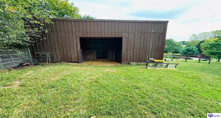 Fallen Timber Road, Campbellsville, Kentucky 42718, ,3 BathroomsBathrooms,For Sale,Fallen Timber Road,HK24003370