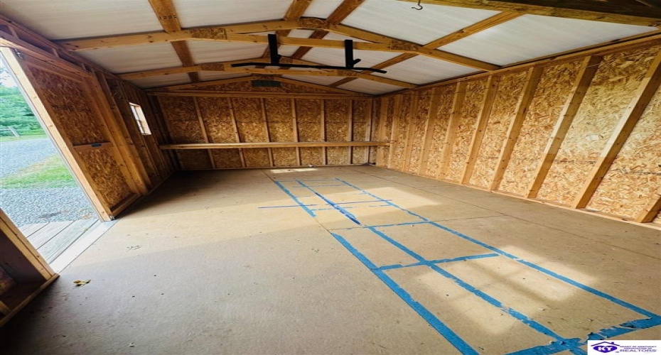 Fallen Timber Road, Campbellsville, Kentucky 42718, ,3 BathroomsBathrooms,For Sale,Fallen Timber Road,HK24003370