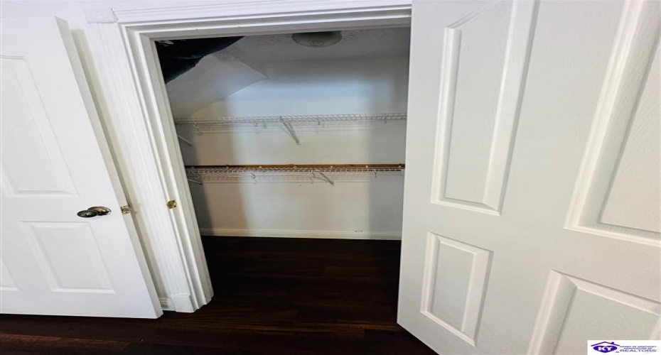 Fallen Timber Road, Campbellsville, Kentucky 42718, ,3 BathroomsBathrooms,For Sale,Fallen Timber Road,HK24003370