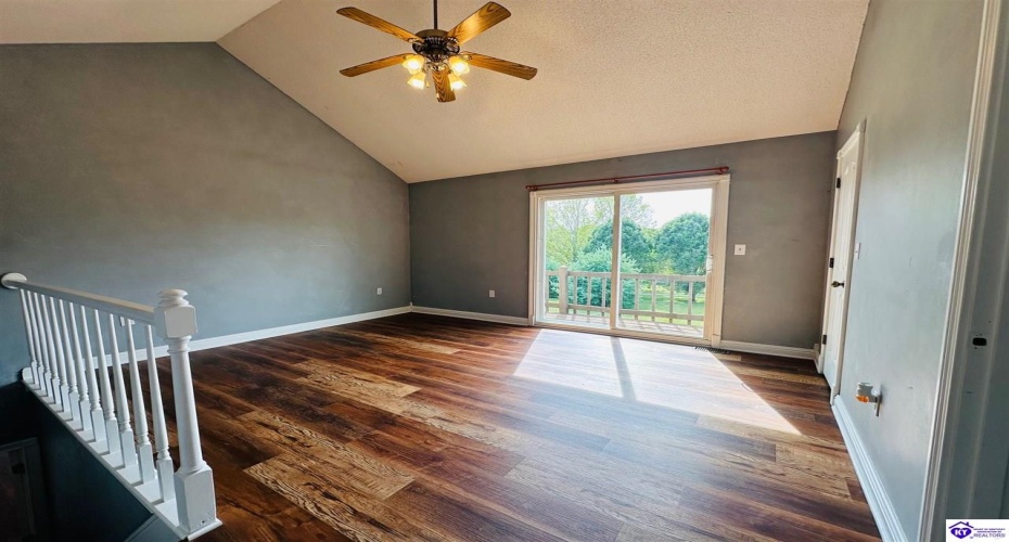 Fallen Timber Road, Campbellsville, Kentucky 42718, ,3 BathroomsBathrooms,For Sale,Fallen Timber Road,HK24003370