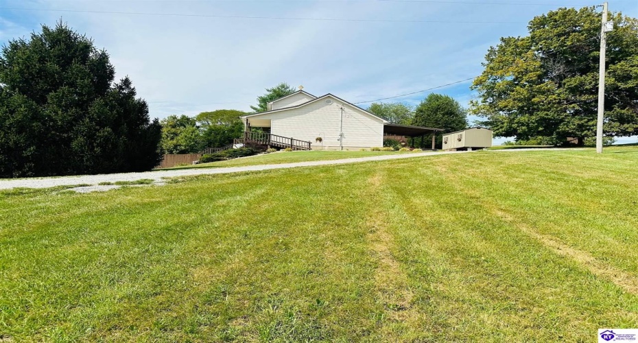 Fallen Timber Road, Campbellsville, Kentucky 42718, ,3 BathroomsBathrooms,For Sale,Fallen Timber Road,HK24003370