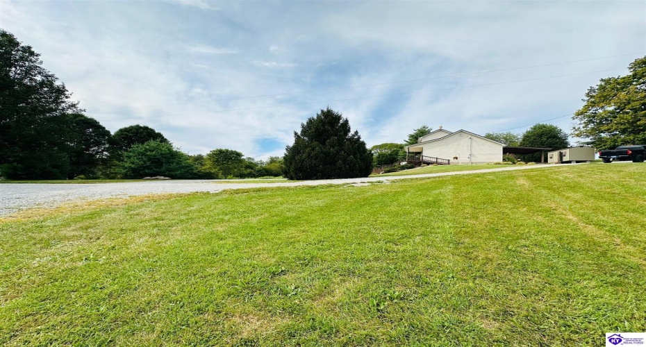 Fallen Timber Road, Campbellsville, Kentucky 42718, ,3 BathroomsBathrooms,For Sale,Fallen Timber Road,HK24003370